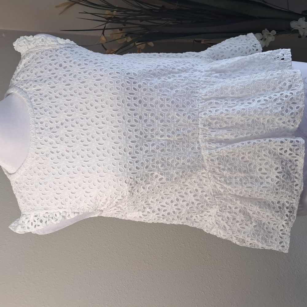 Kate Spade Embroidered Eyelet White Top Zipper Back Lined Ruffle Sz 0